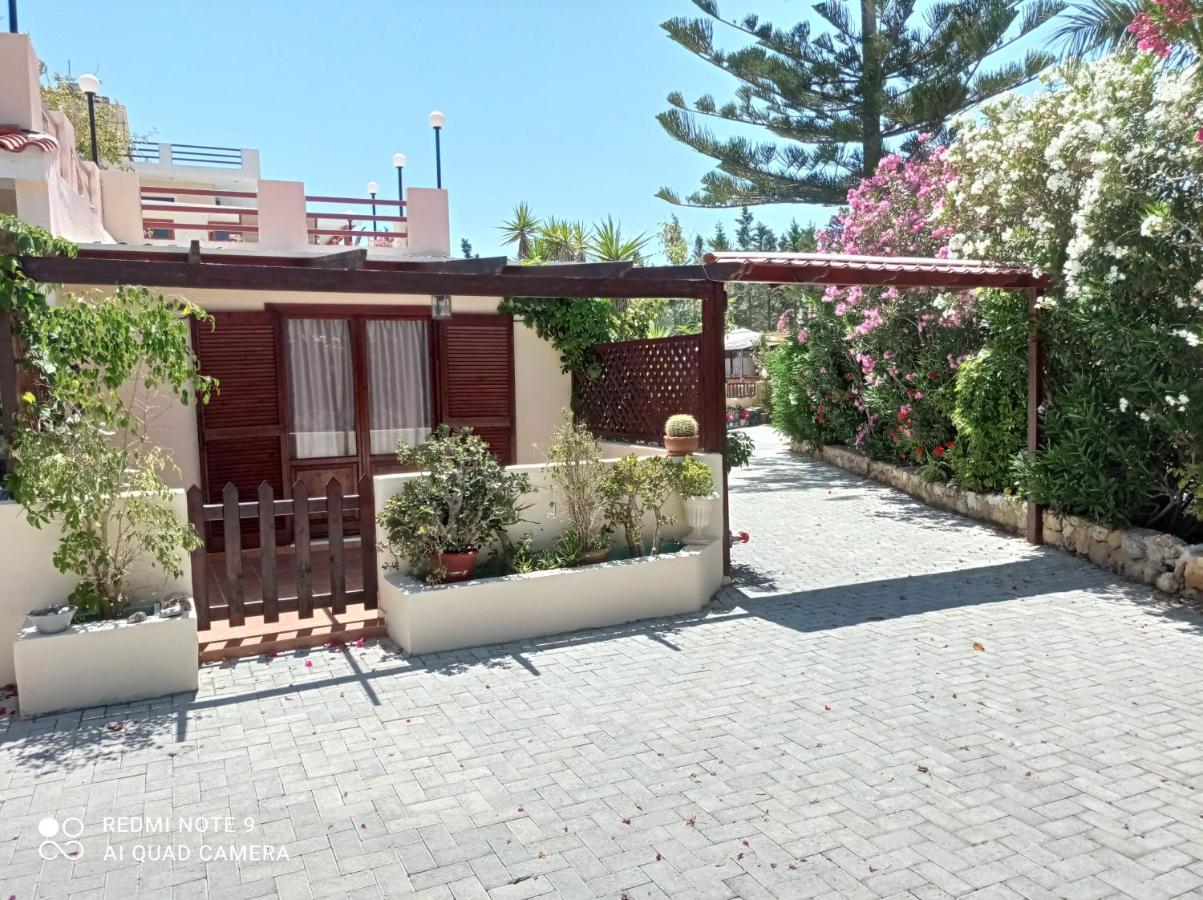 Alexandros Studios Kalamaki  Exterior photo